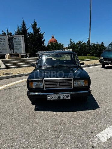LADA (VAZ) 2107-1