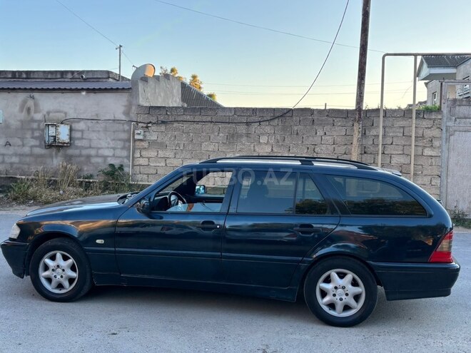Mercedes C 180-7