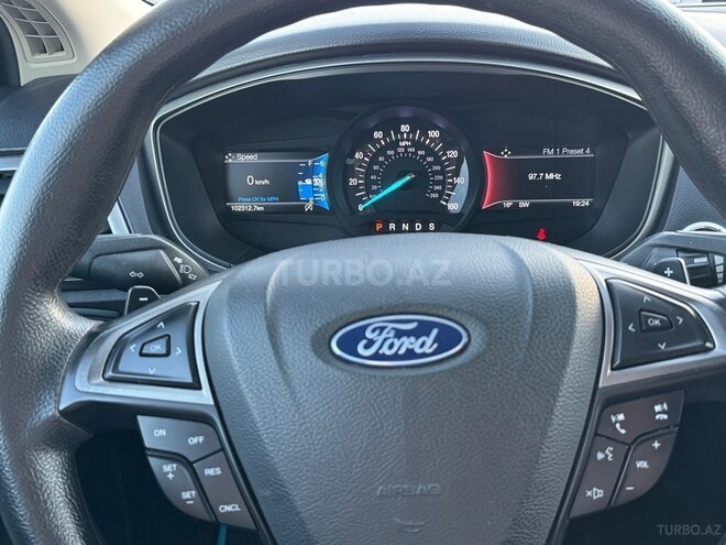 Ford Fusion (North America)-16