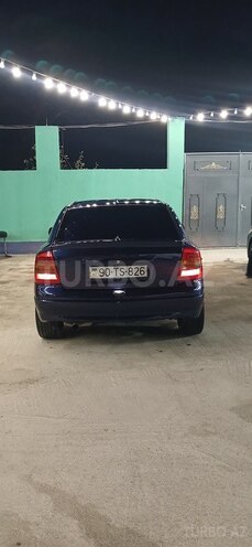 Opel Astra-11