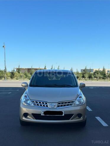 Nissan Tiida-1