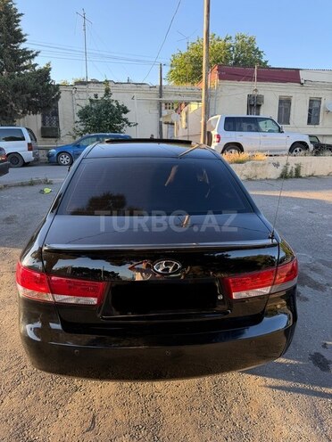 Hyundai Sonata-2
