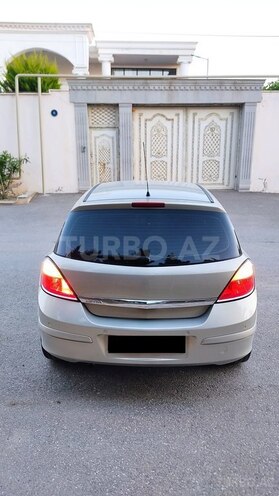 Opel Astra-7
