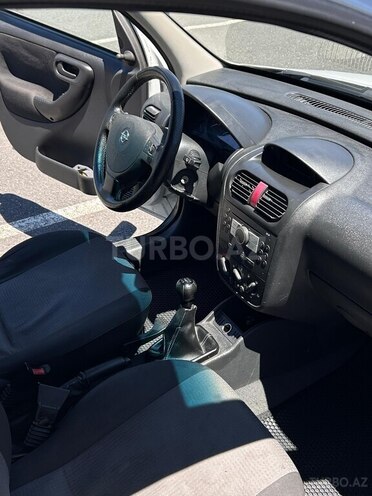 Opel Combo-13