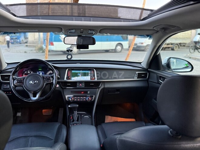 Kia K5-7