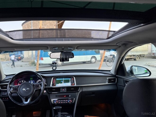 Kia K5-5