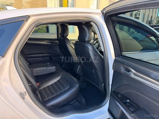 Ford Fusion (North America)-17