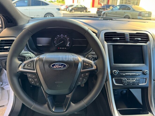Ford Fusion (North America)-18