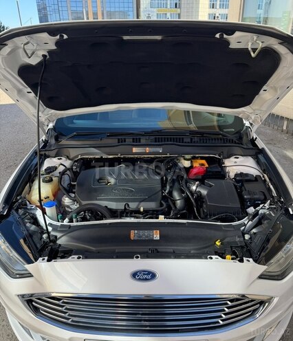 Ford Fusion (North America)-21