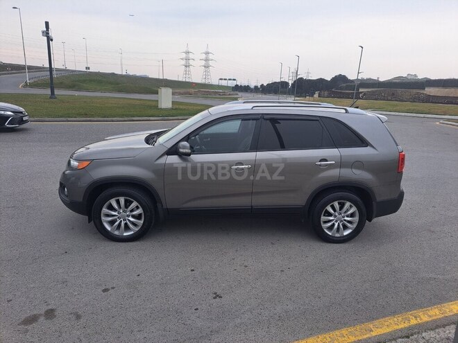 Kia Sorento-4