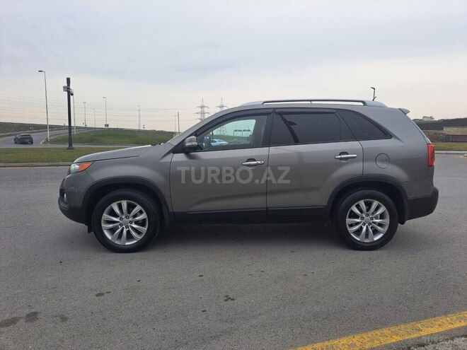 Kia Sorento-10