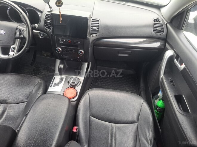 Kia Sorento-15