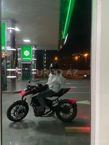 CFMOTO 250 NK-3