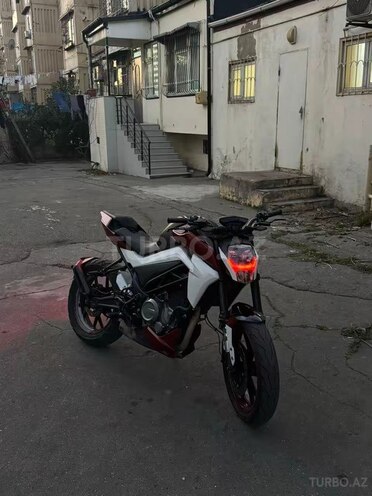 CFMOTO 250 NK-2