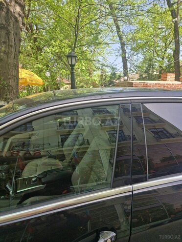 Mercedes E 220-2