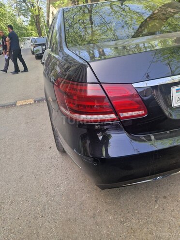 Mercedes E 220-3