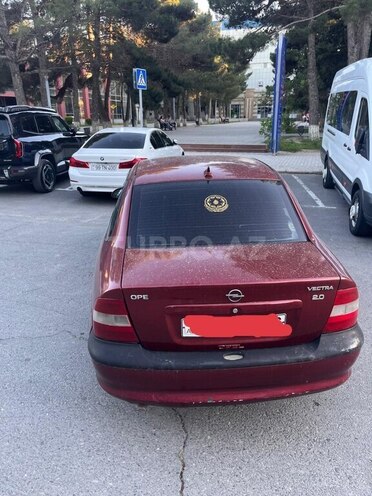Opel Vectra-4