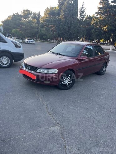 Opel Vectra-3
