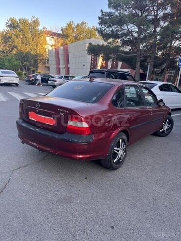 Opel Vectra-8