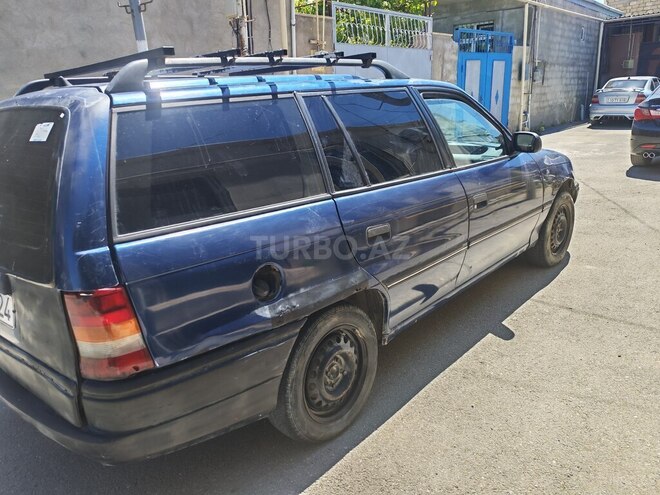 Opel Astra-3