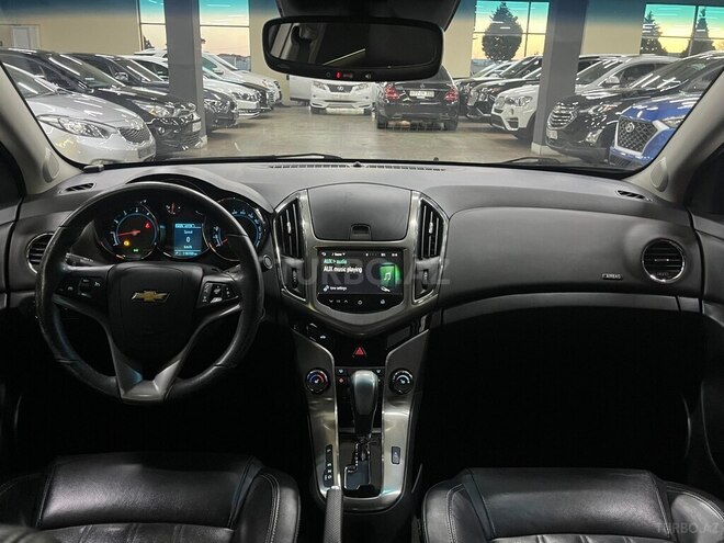 Chevrolet Cruze-9