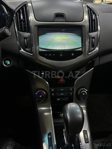 Chevrolet Cruze-14