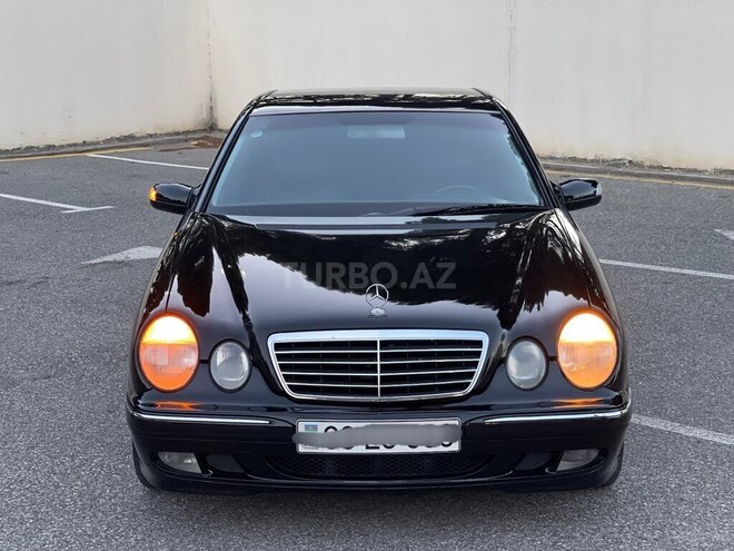 Mercedes E 240-2