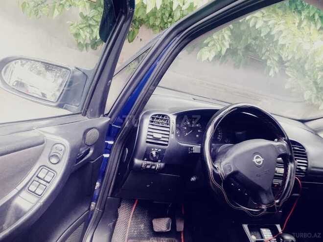 Opel Zafira-10