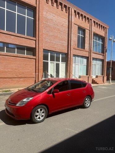 Toyota Prius-2