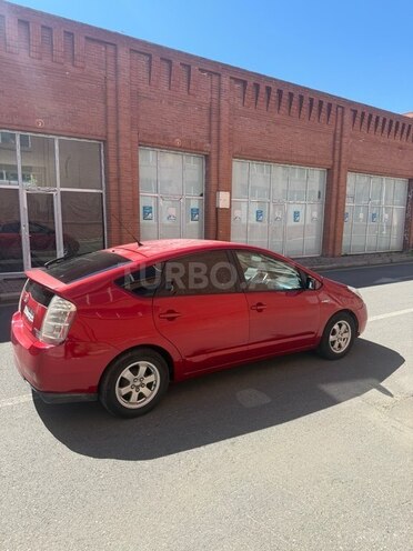 Toyota Prius-4