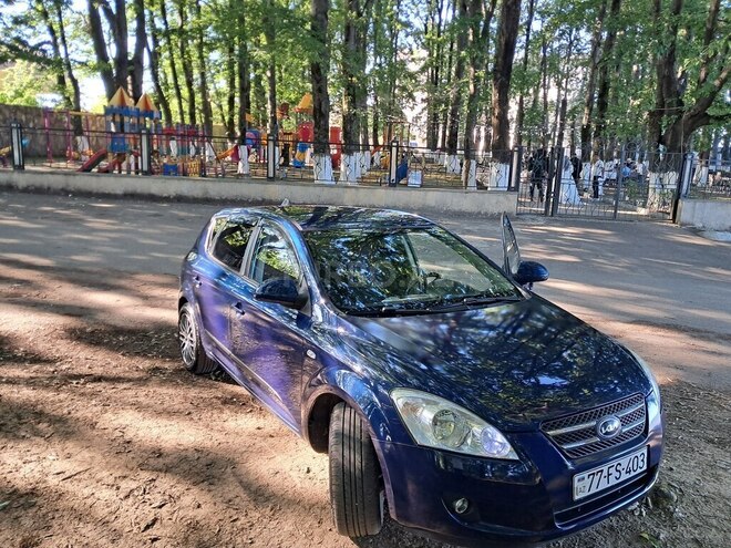 Kia Ceed-4