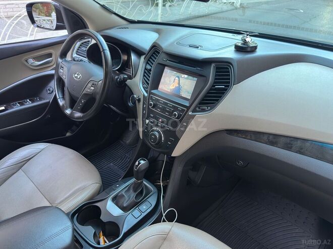 Hyundai Santa Fe-8