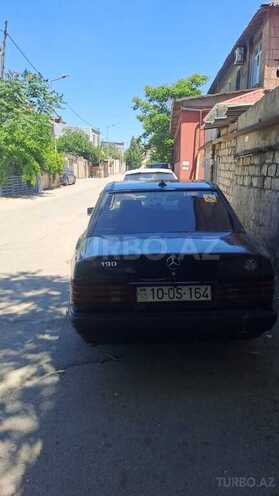 Mercedes 190-4