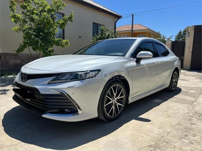 Toyota Camry-6