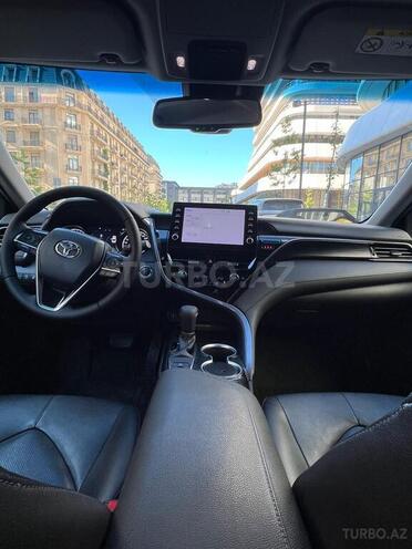 Toyota Camry-18