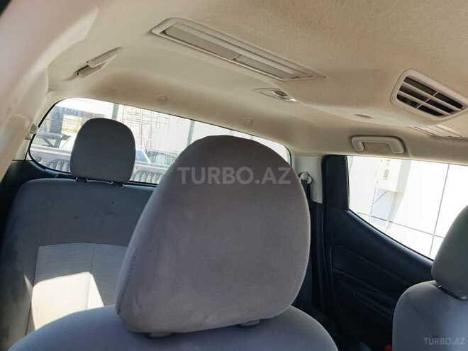 Mitsubishi L200-6