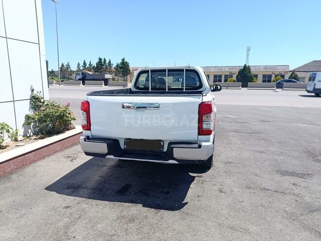 Mitsubishi L200-2