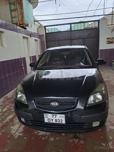 Kia Rio-1