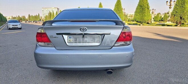 Toyota Camry-4