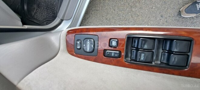 Toyota Camry-10