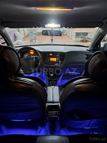 Kia Rio-2