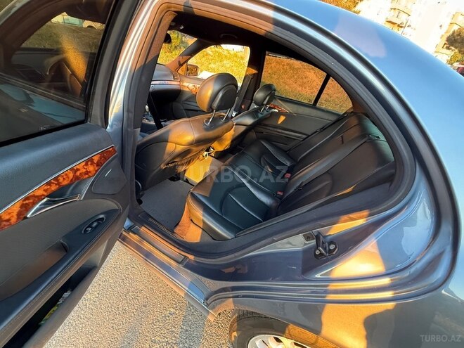 Mercedes E 220-7