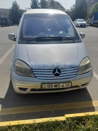 Mercedes Vaneo-1
