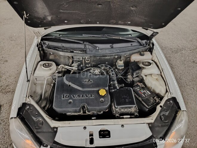 LADA (VAZ) Priora-8