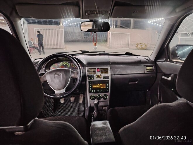 LADA (VAZ) Priora-15
