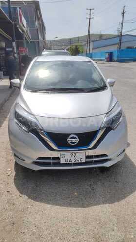 Nissan Note-1