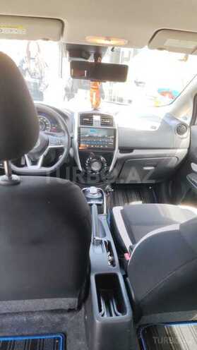 Nissan Note-7