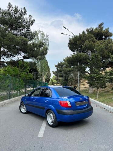 Kia Pride-2