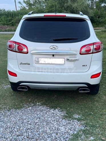 Hyundai Santa Fe-2