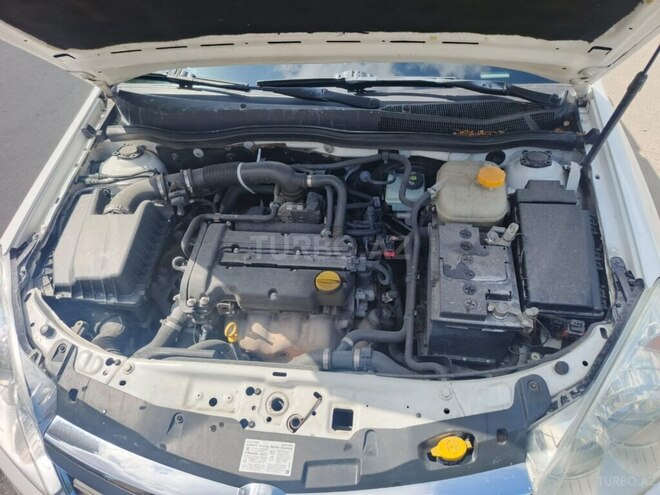 Opel Astra-8